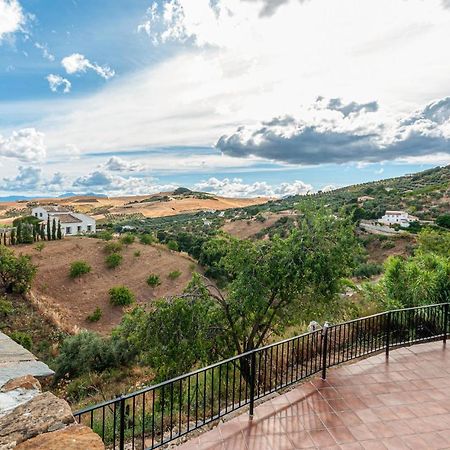 Awesome Home In Antequera With Wifi المظهر الخارجي الصورة