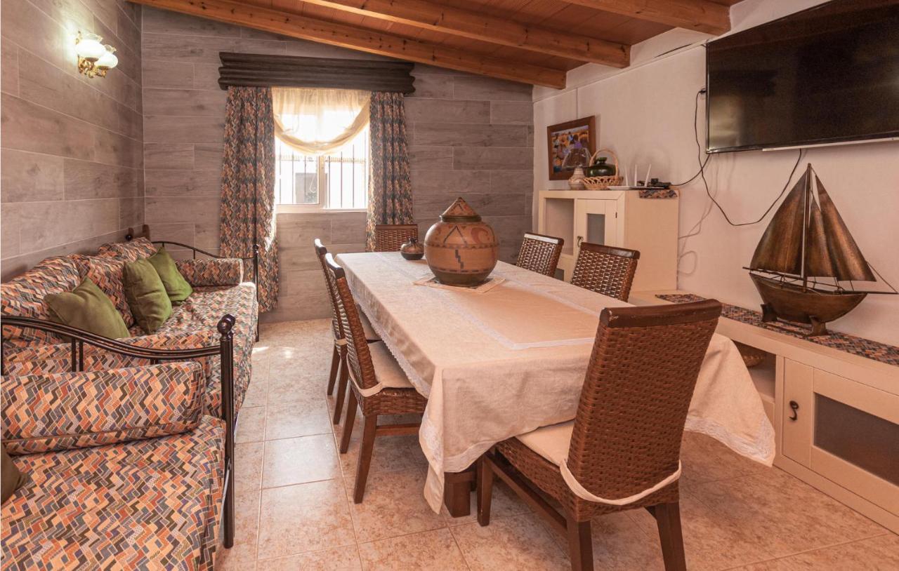 Awesome Home In Antequera With Wifi المظهر الخارجي الصورة