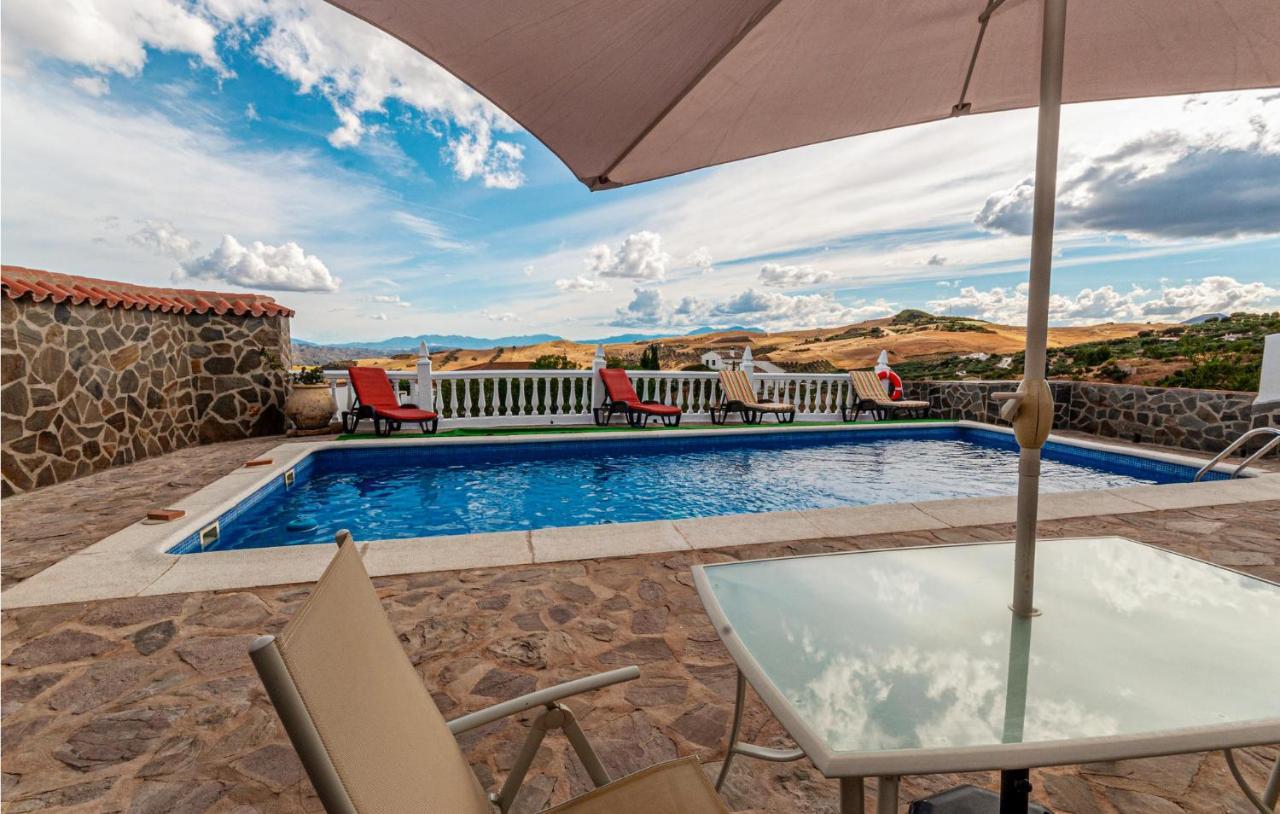Awesome Home In Antequera With Wifi المظهر الخارجي الصورة