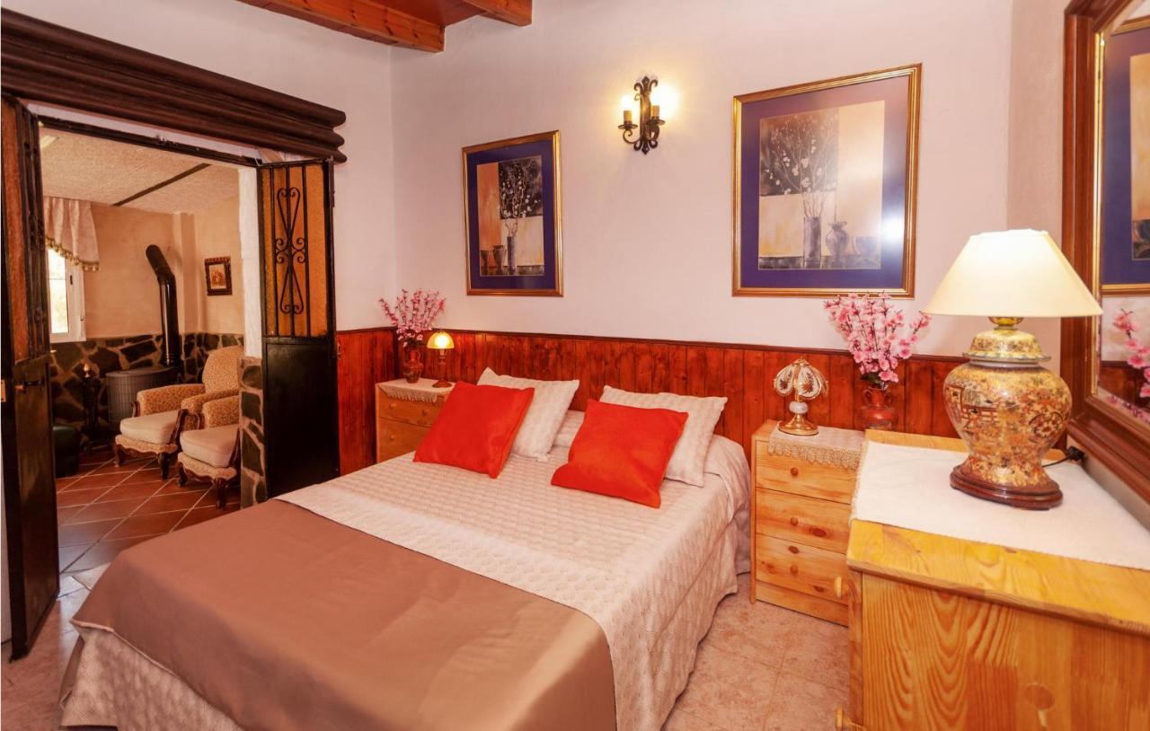 Awesome Home In Antequera With Wifi المظهر الخارجي الصورة